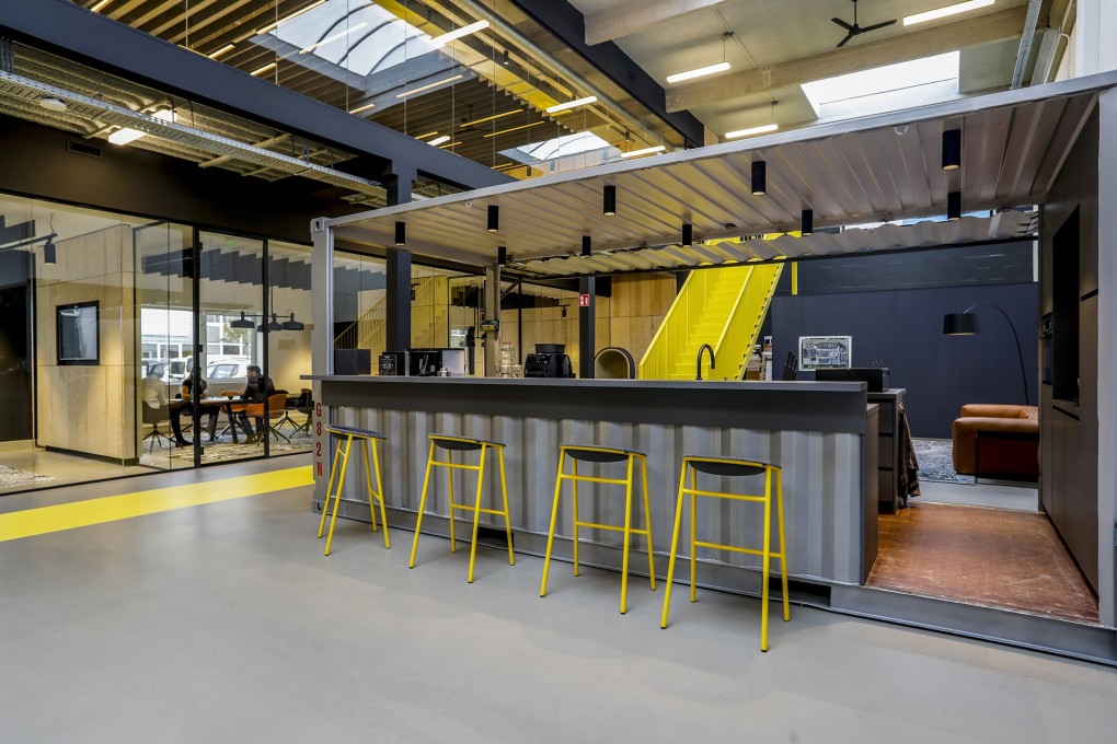 Grayspace_URBAN_10_klein