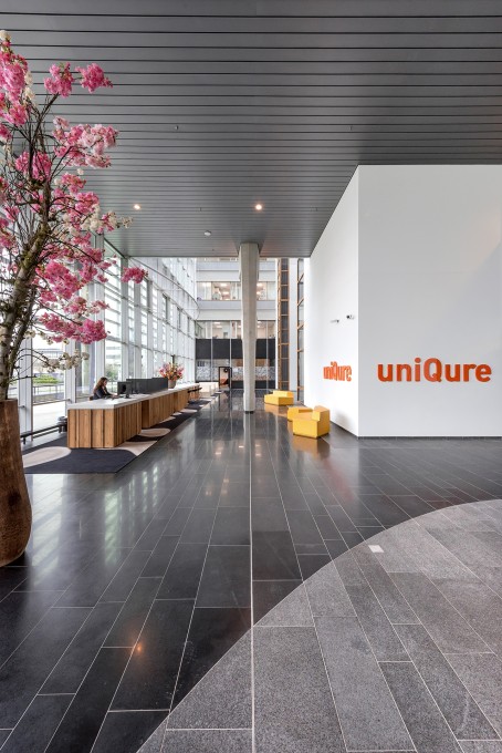 uniQure-2_small