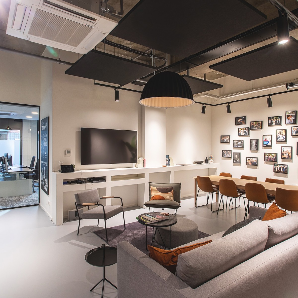 SPRING OFFICE UTRECHT 01_small