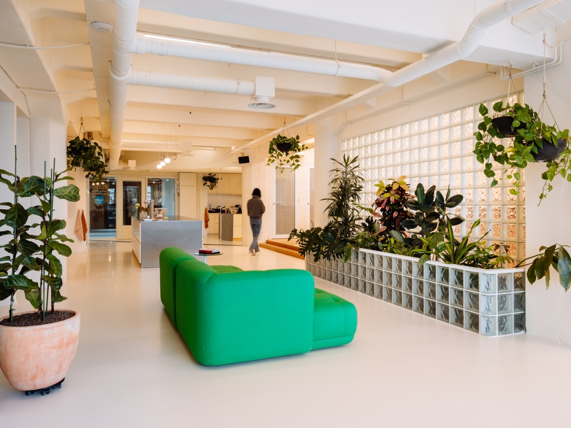 Office environment Bakken & Beack